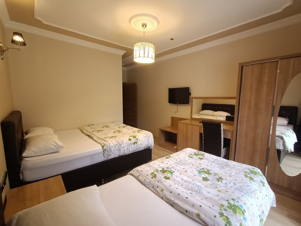 Akpinar Hotel 25/43
