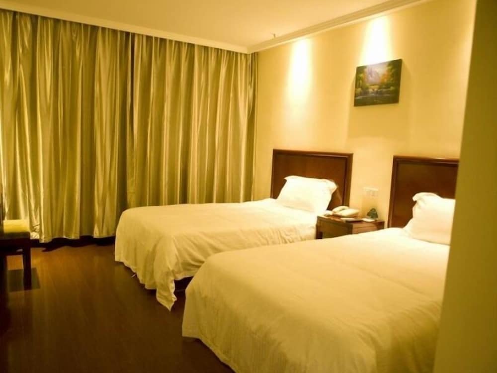 Greentree Inn Suzhou Taiping Town High-Speed North Station Express Hotel 14/31