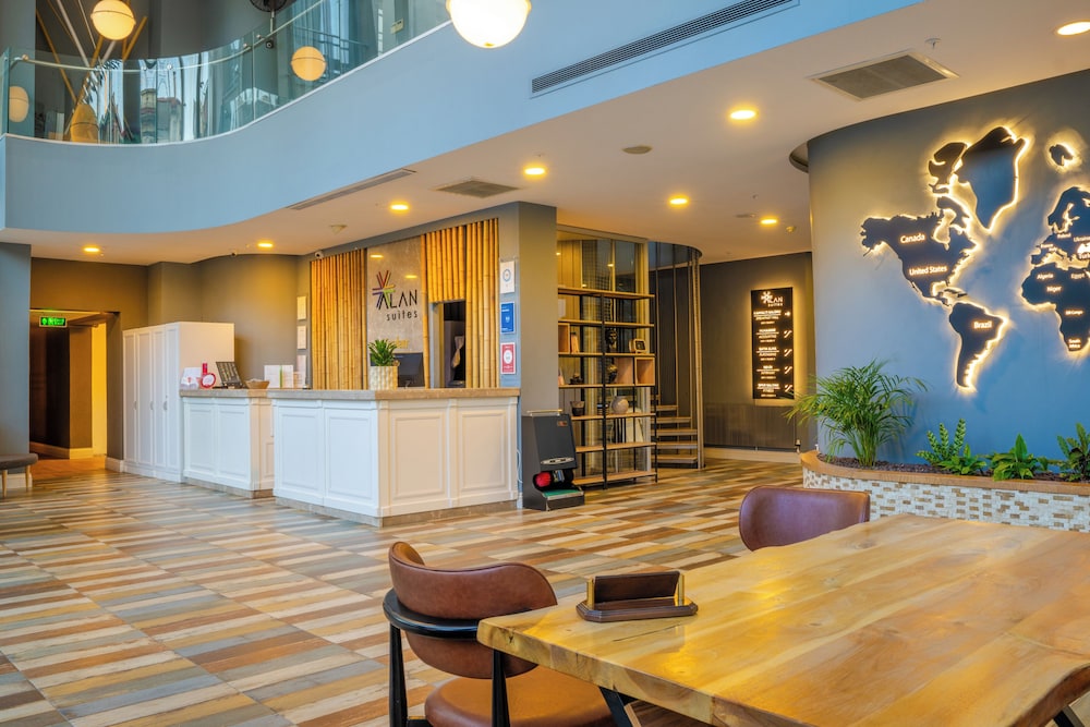 Alan Suites 9/50