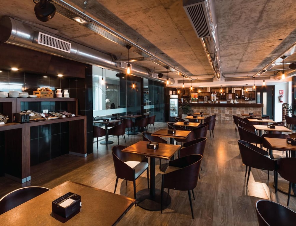 restaurant-cafeteria