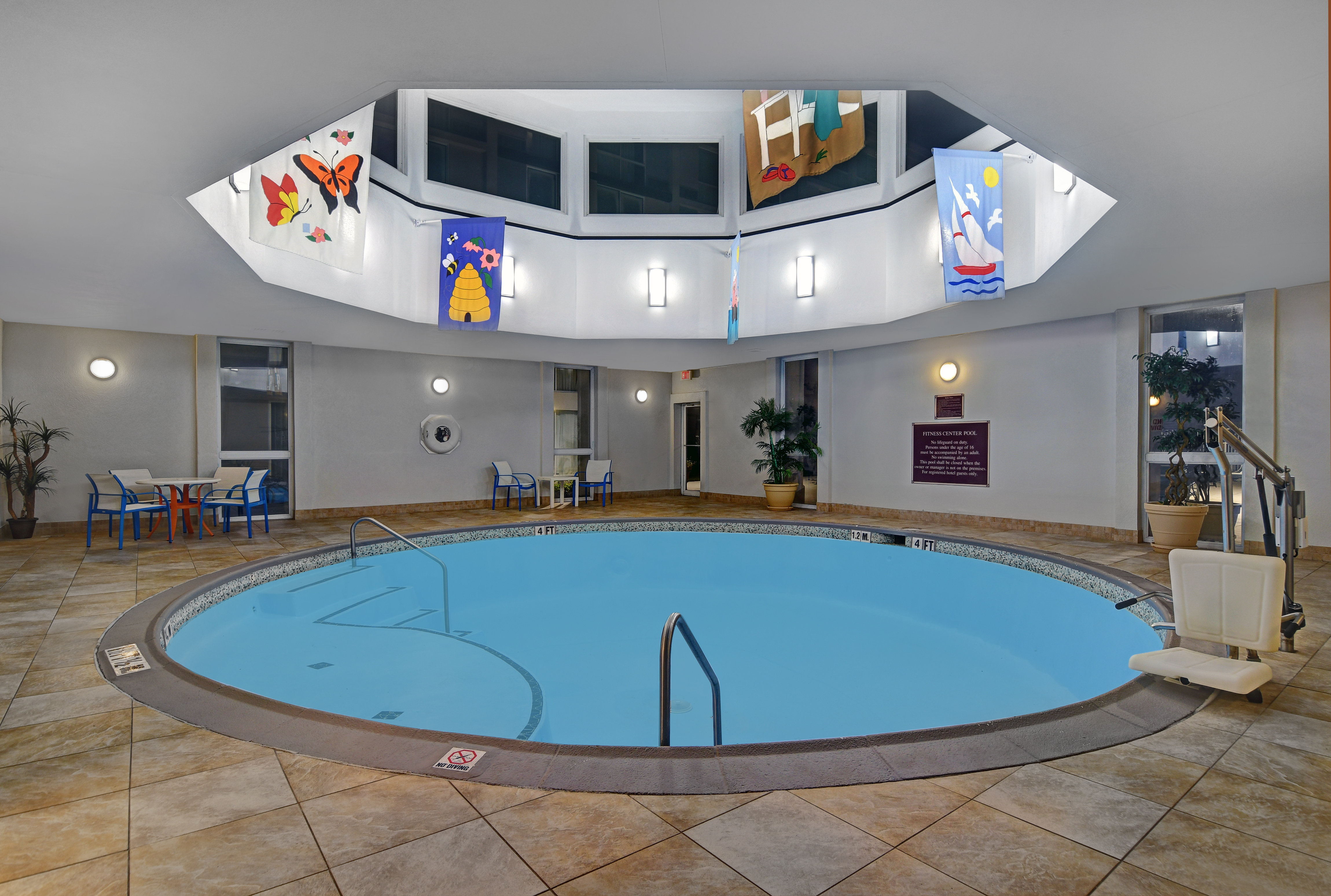 HOLIDAY INN PHILADELPHIA-CHERRY HILL 34/79
