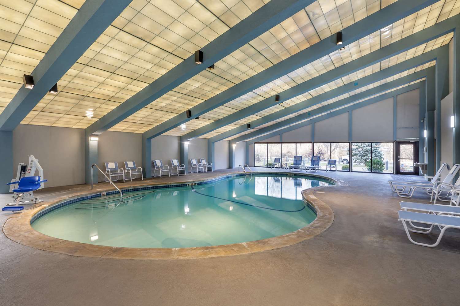 Best Western Plus New Englander 7/20