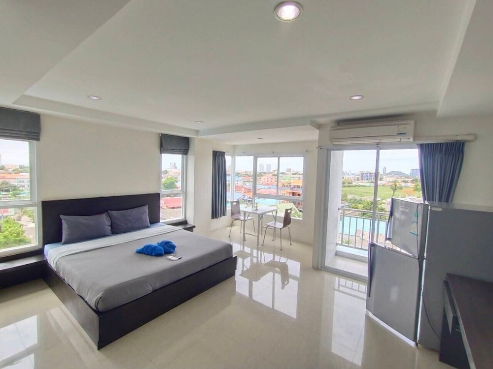 The Precious Apartment 26/66