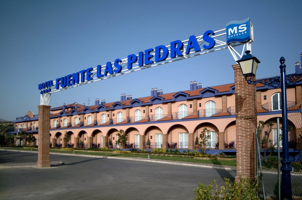 Ms Fuente Las Piedras 2/41