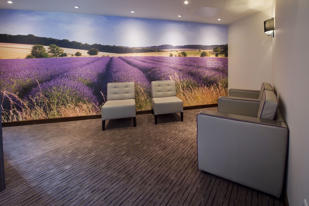 Premier Inn Cirencester Town Centre 31/57