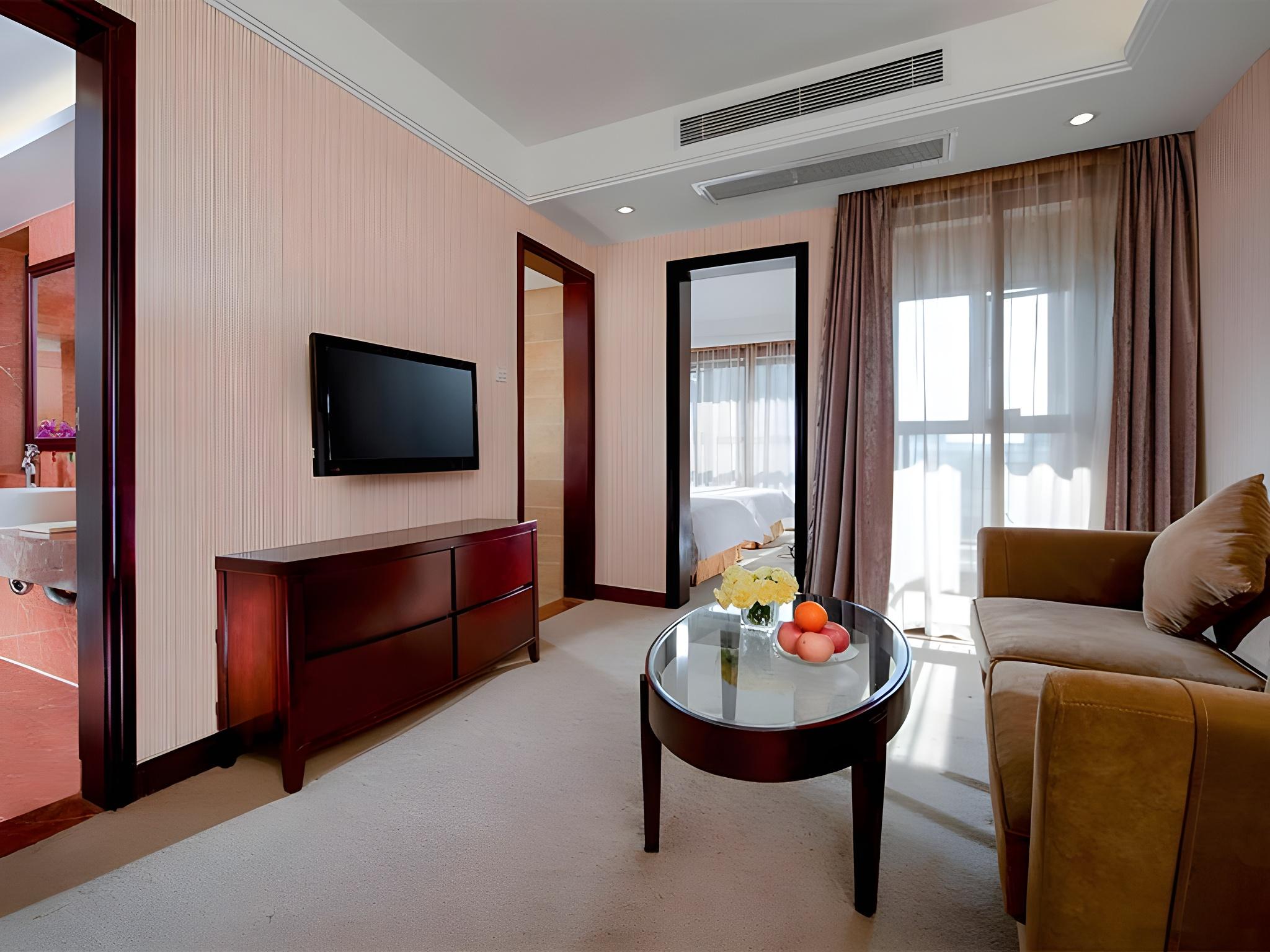 Vienna Hotel Henggang Xincheng 41/57
