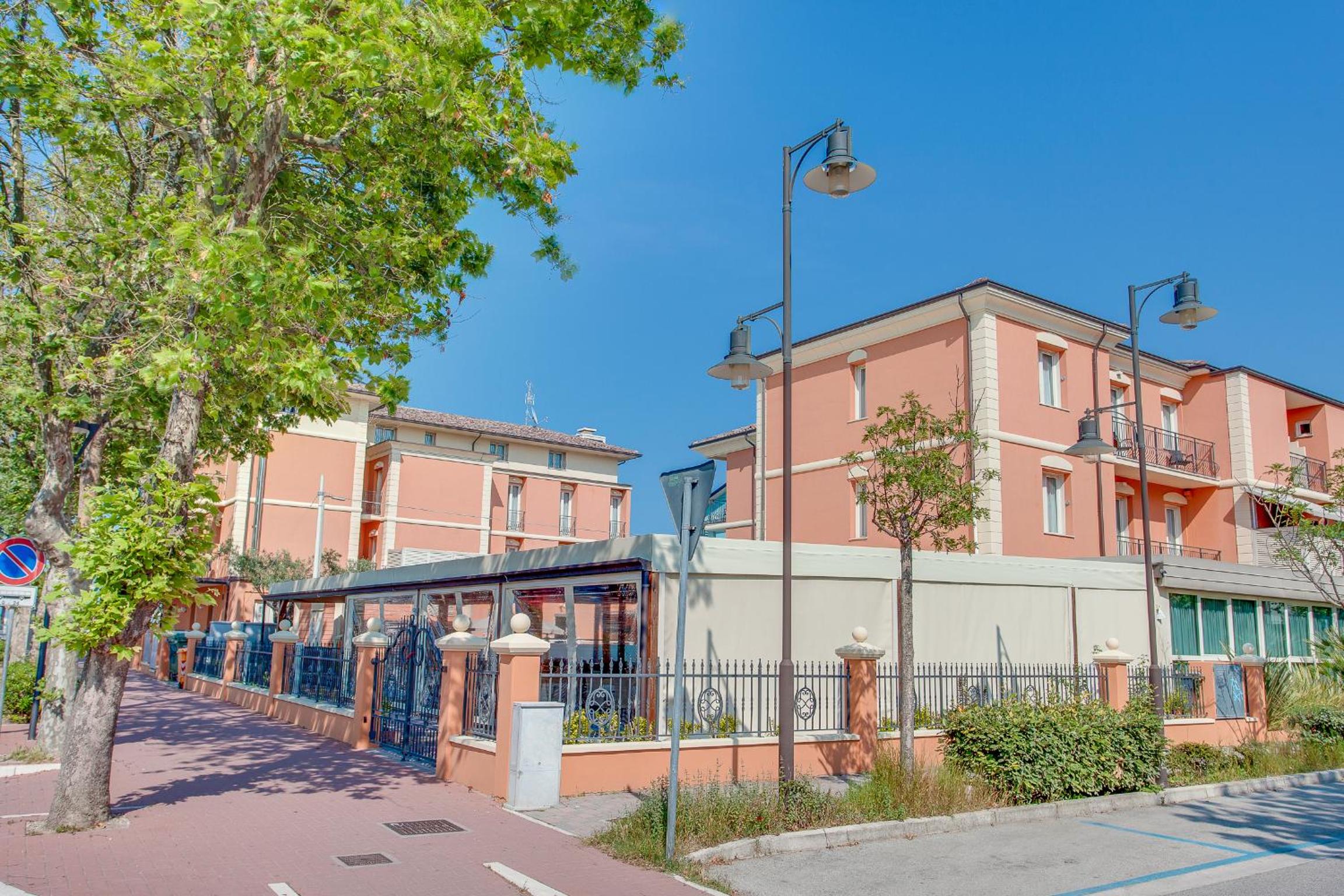 De La Ville 5/50