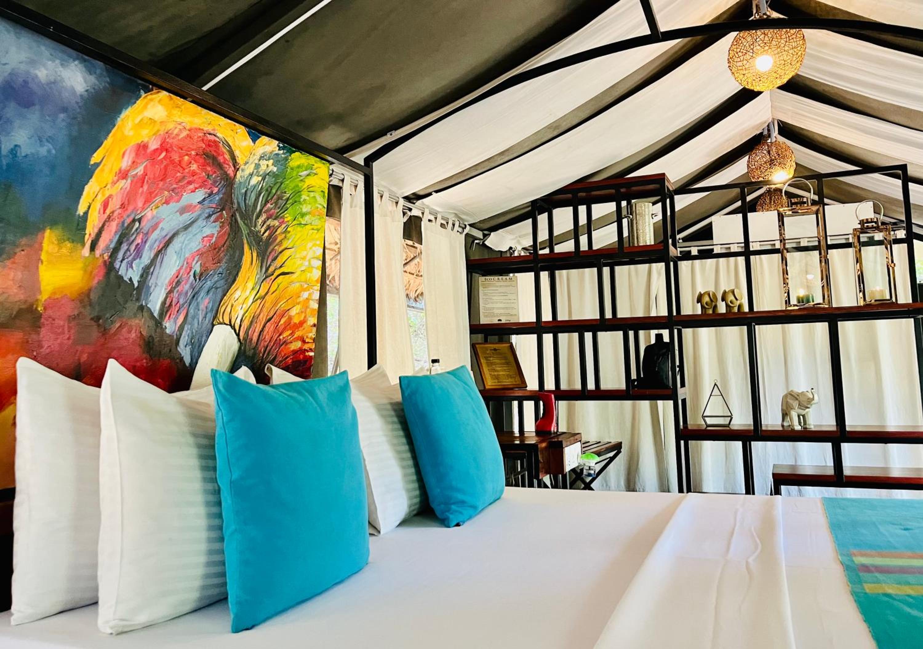 Glamping, Plus