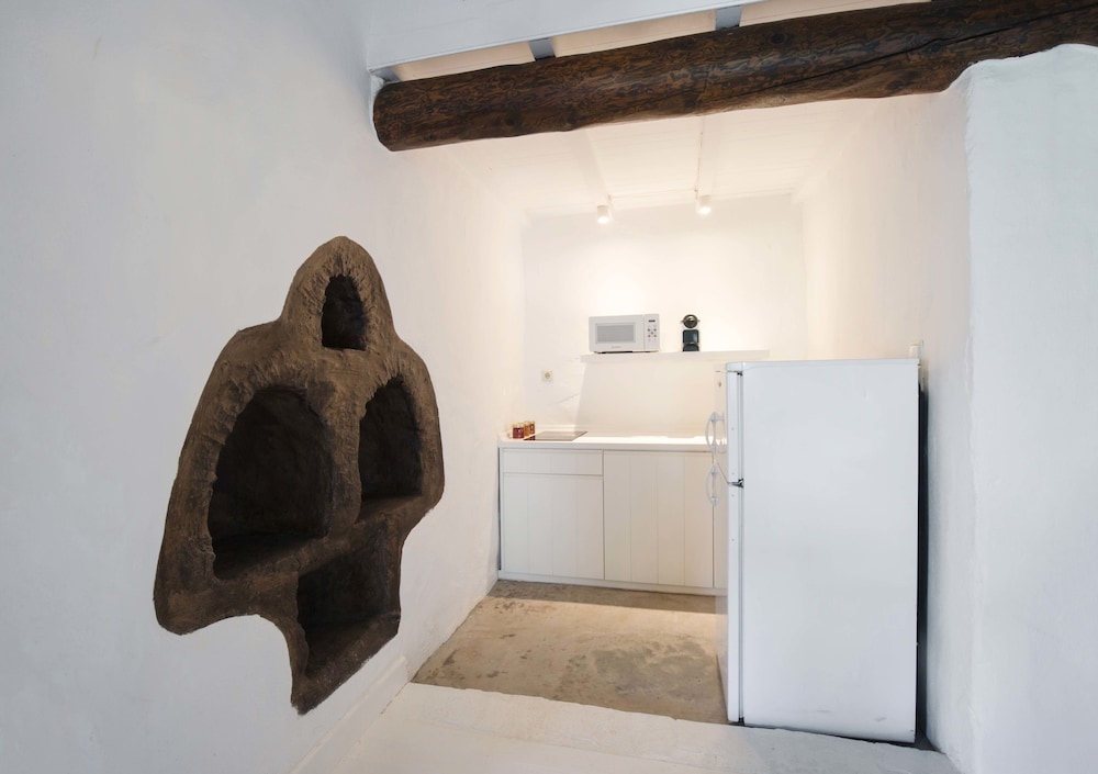 Monastery Estate Guesthouse 3/48