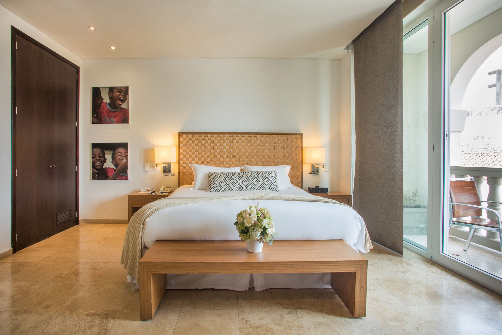 غرفة سوبيريور بسرير كينج