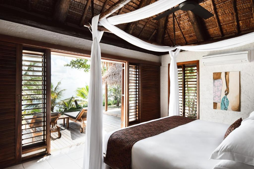 Room at Tokoriki Island Resort - Adults Only, TOKORIKI ISLAND (MAMANUCA ISLANDS)