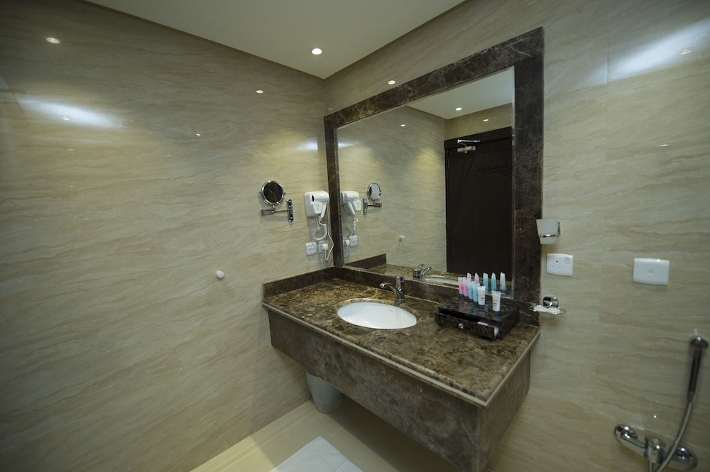 Rest Night Serviced Apartments Wadi Al Dawasir 57/58