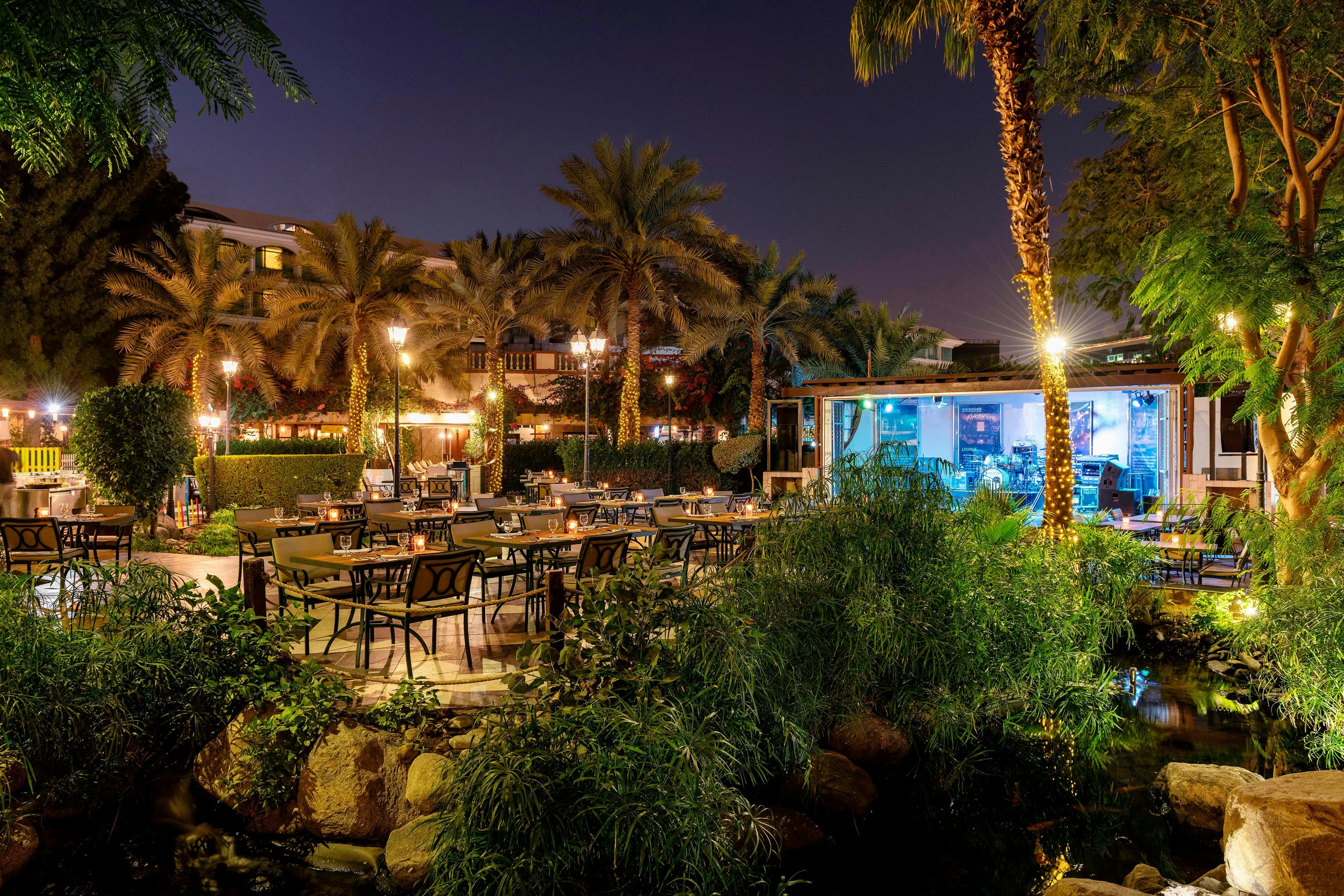 Le Meridien Dubai Hotel and Conference Centre 74/77