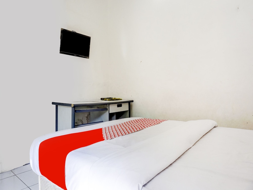 OYO 1187 Penginapan Bunda 24/39