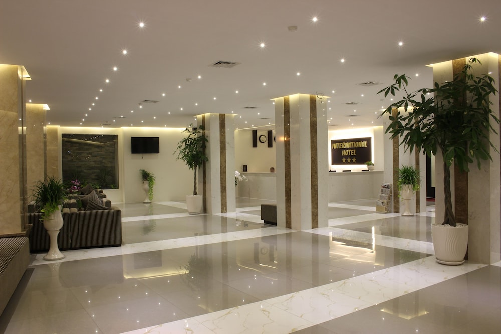 International Hotel 14/63
