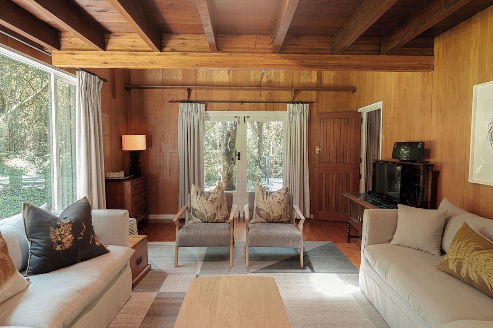 Rockwood Lodges 32/49