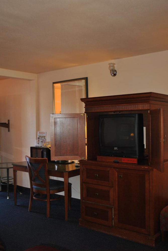 Budget Inn 50/66