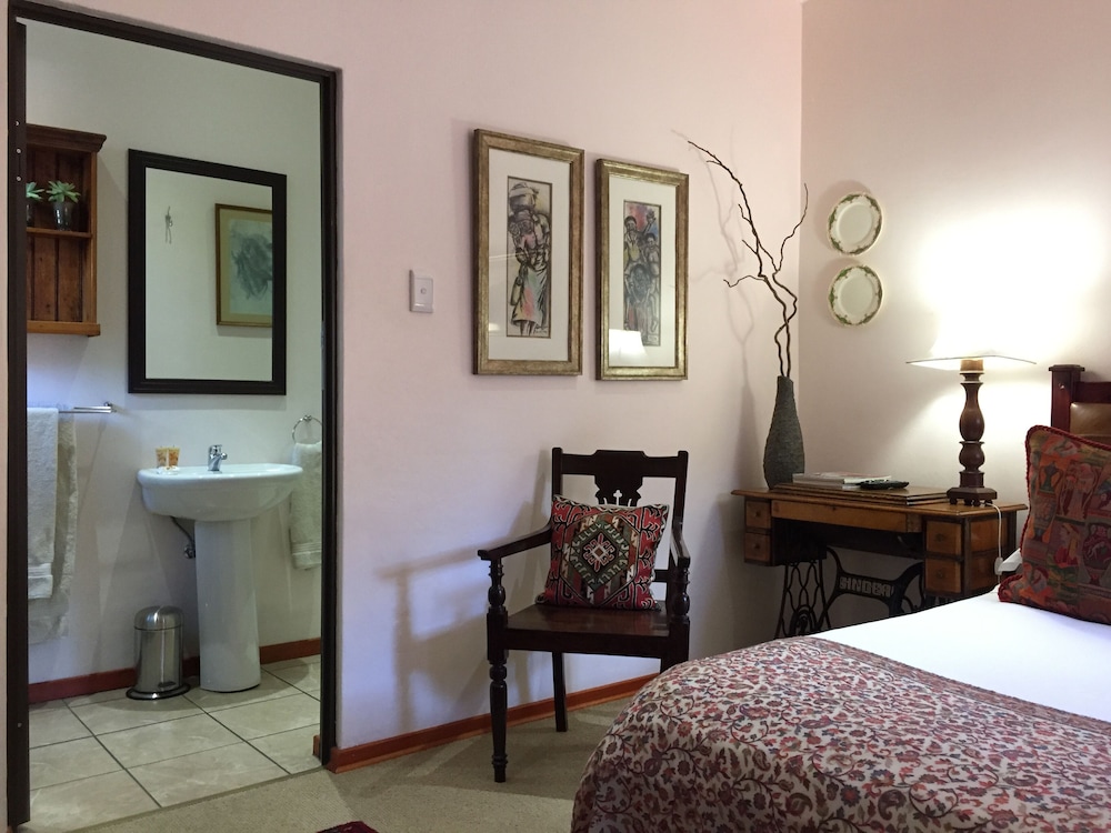 The Crown Guesthouse 36/50