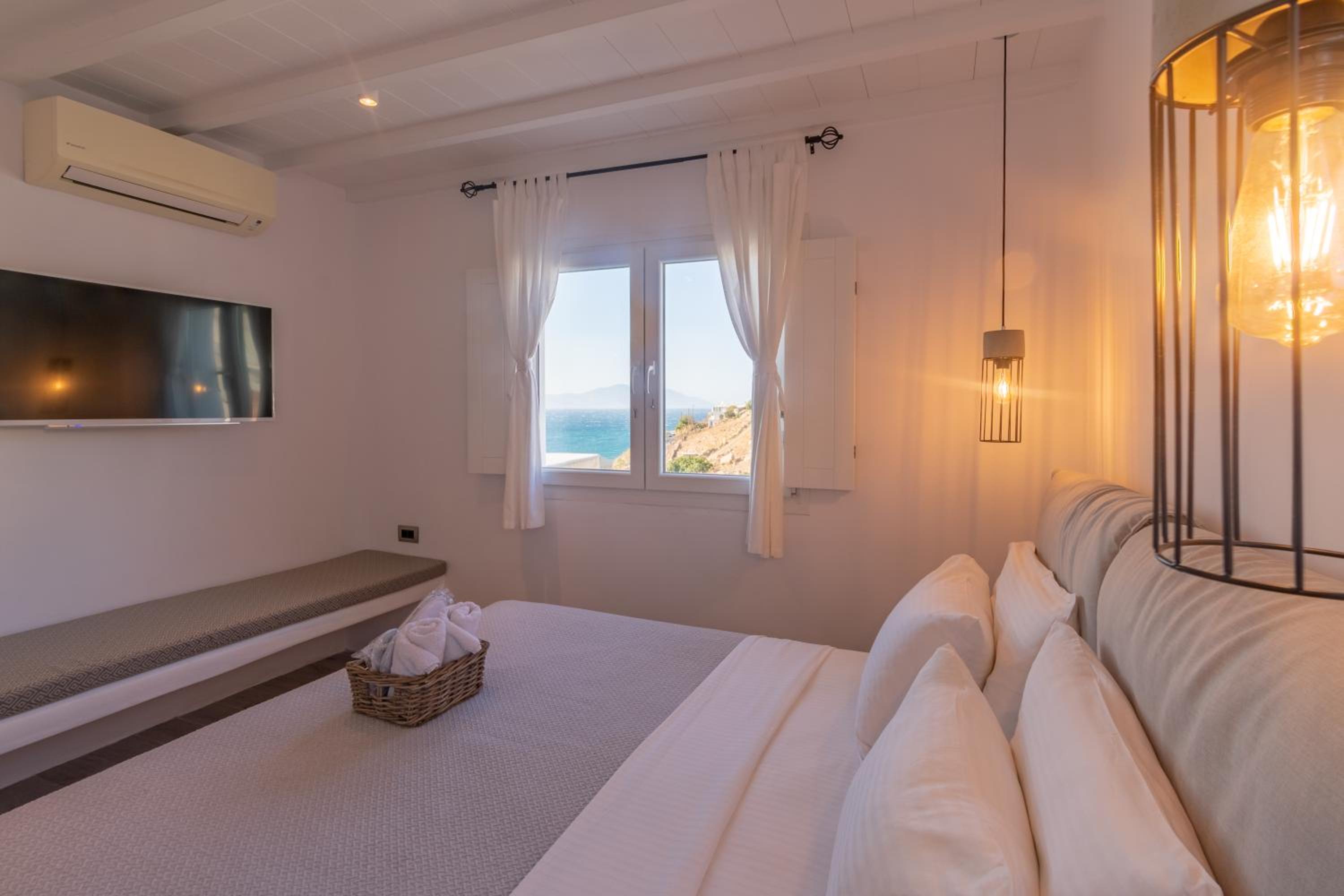 Zen, Mountain and Sea View