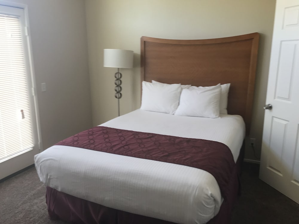 Miracle Springs Resort Spa 17/71