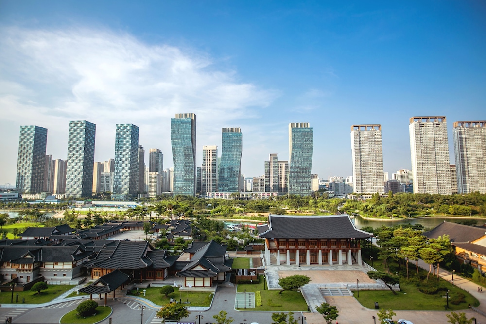 The Central Park Hotel Songdo 58/63