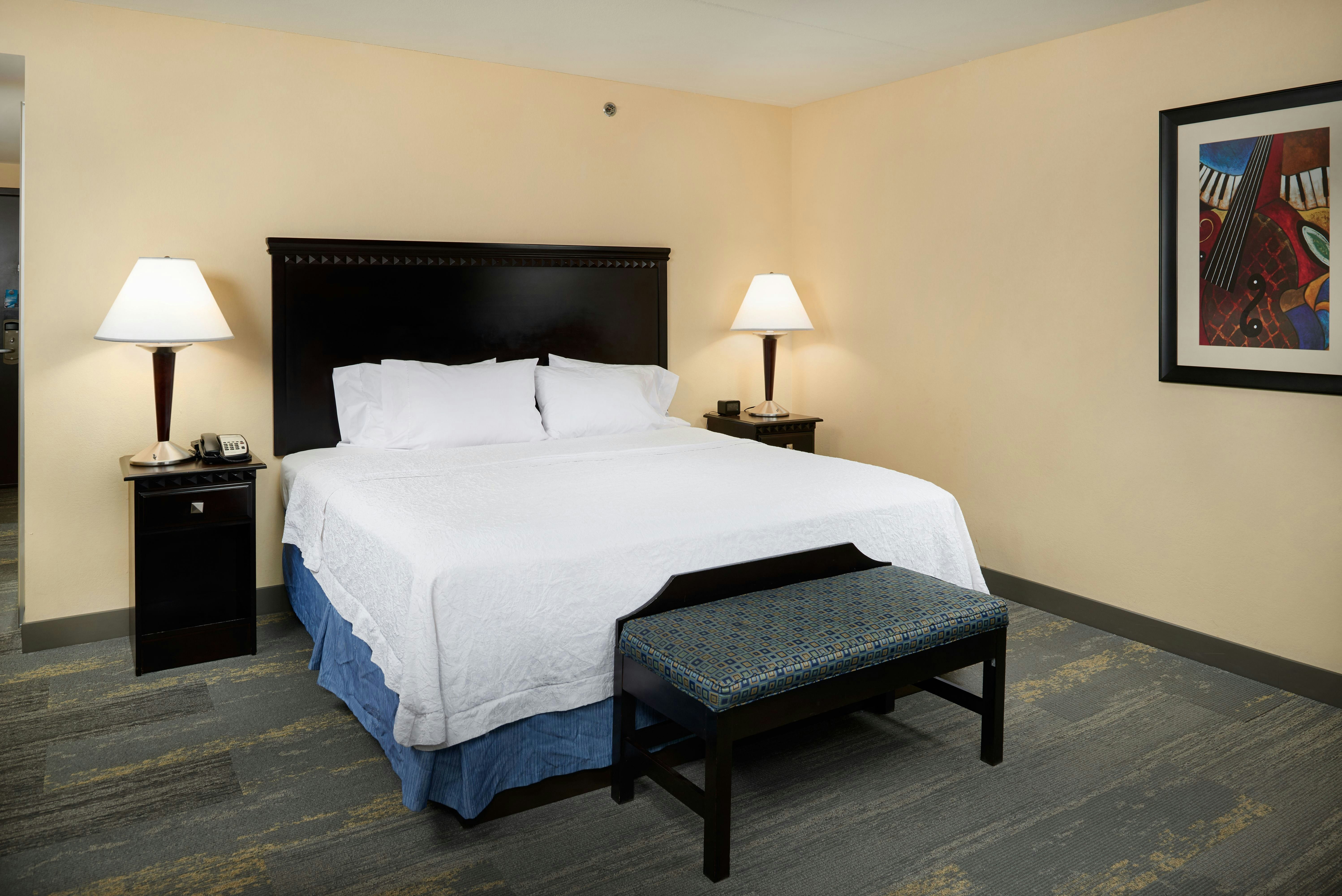 Room, King Bed, Jetted Tub