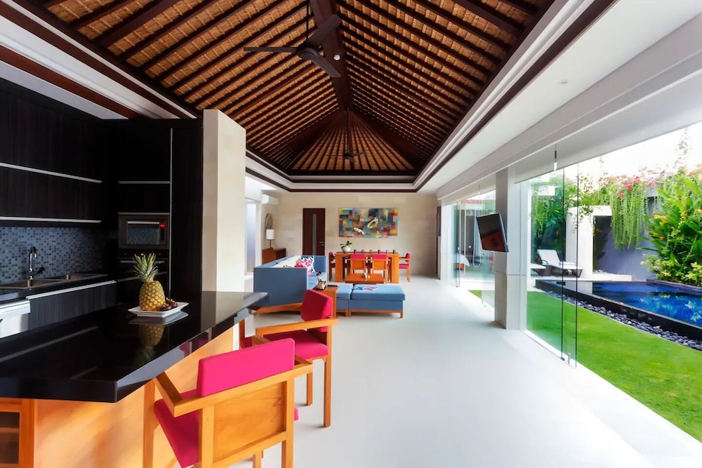 Kedonganan Beach Villas 31/50