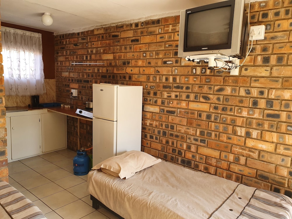 Limpopo Lodge 6/16