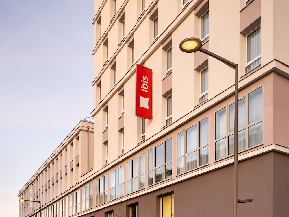 Ibis Acheres St Germain en Laye 2/55