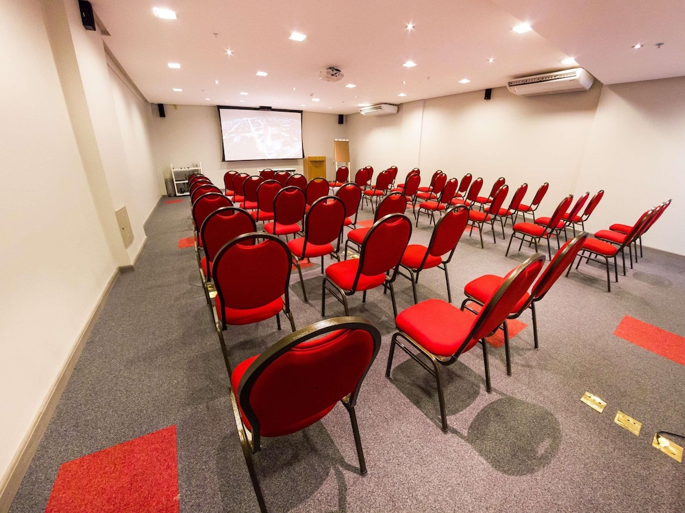 Ibis Imperatriz 60/70