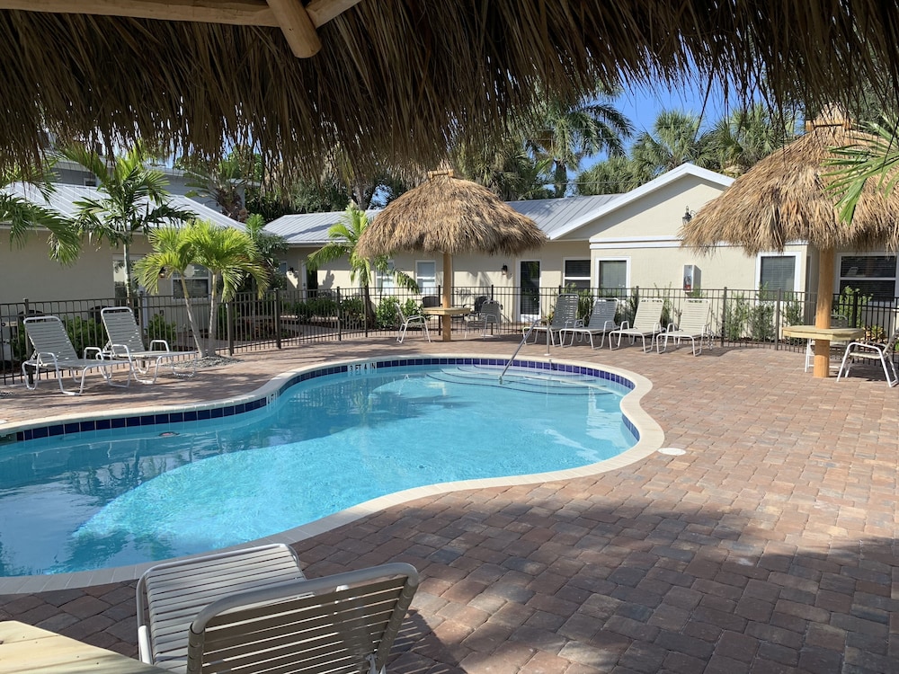 Twin Palms at Siesta 43/50