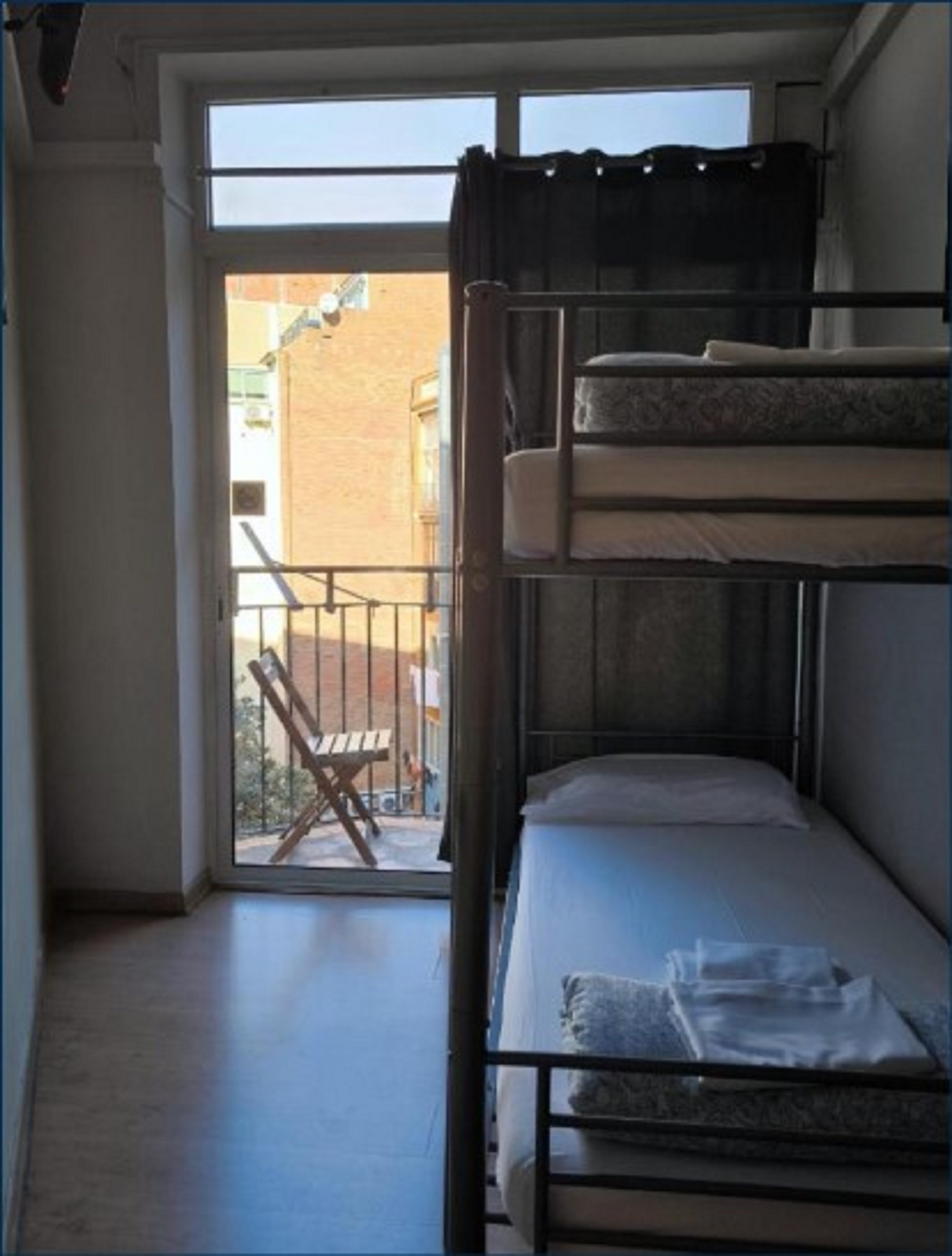 Wow Hostel Barcelona 24/28