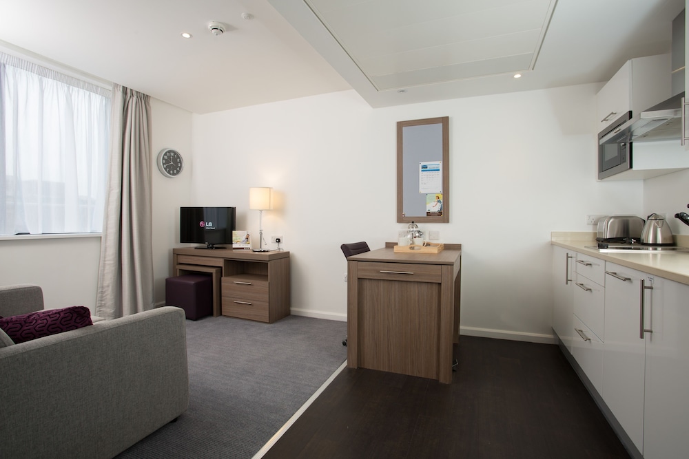 Staybridge Suites Birmingham by IHG 47/75