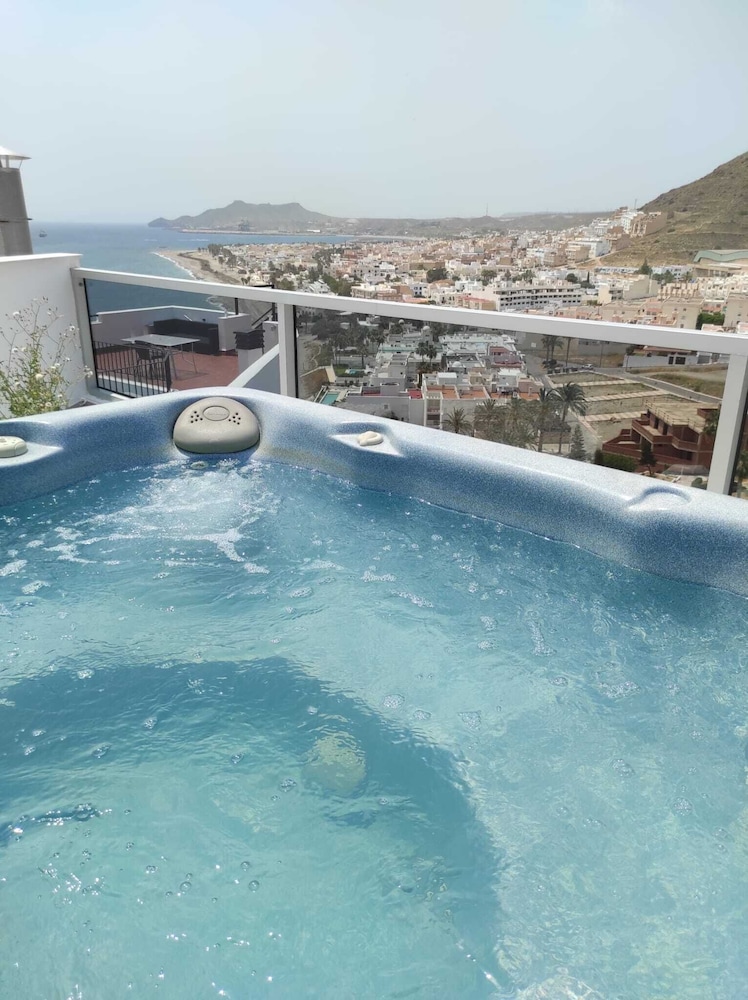 Ch Cabo de Gato Ex Valhalla Hotel and Spa 36/42