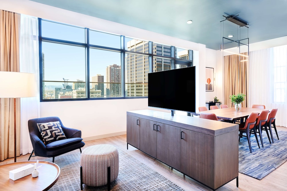 Hyatt Centric Downtown Denver 27/50