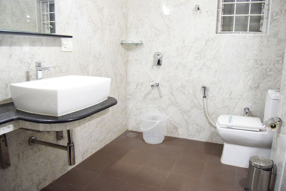 Saibala Grand Hotel 30/33