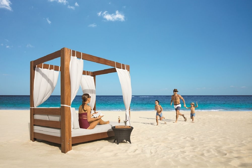 Dreams Riviera Cancun 67/72