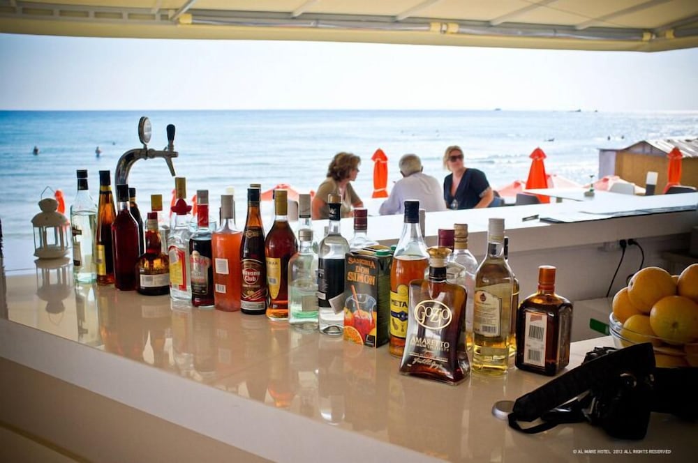 Al Mare Hotel 50/63