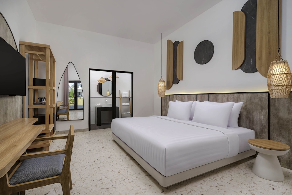 Lumbung, Premier, Double Bed