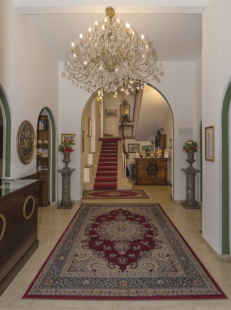 Hotel Verdemare 4/52