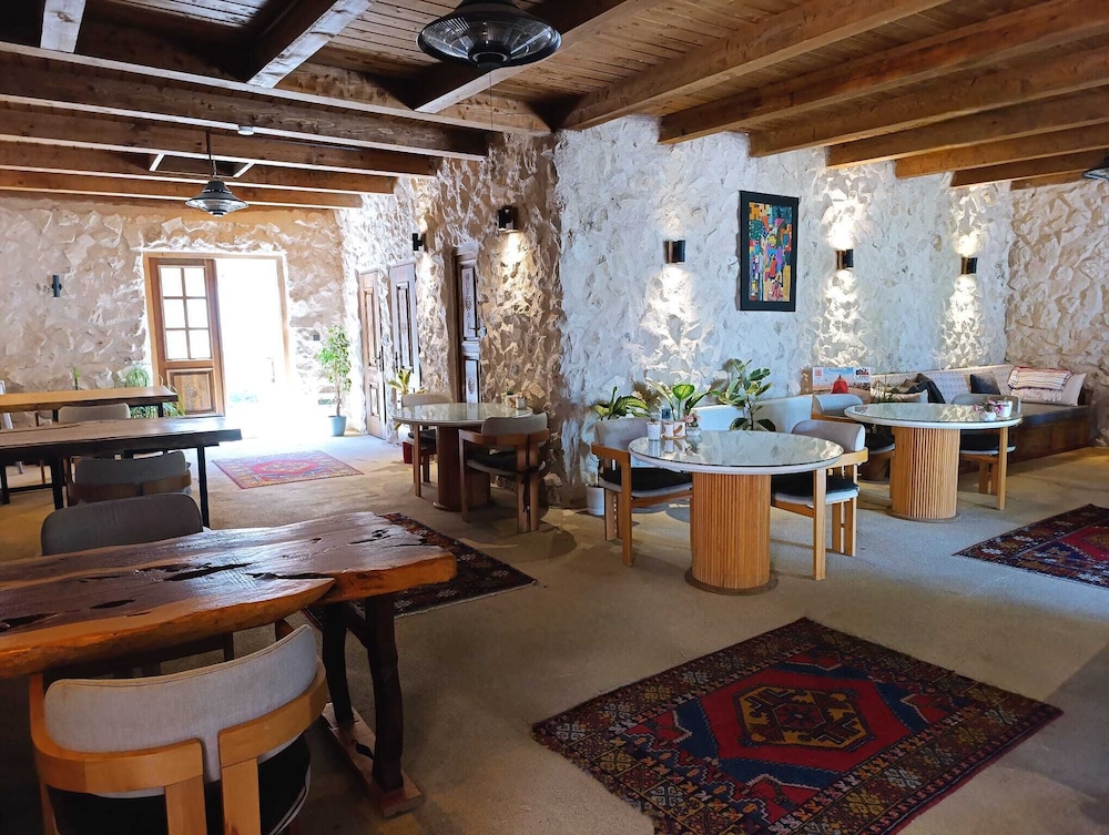 Alfa Cave Hotel 30/50