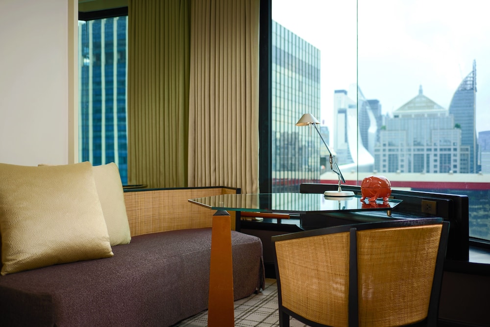 Grand Hyatt Erawan Bangkok 50/76