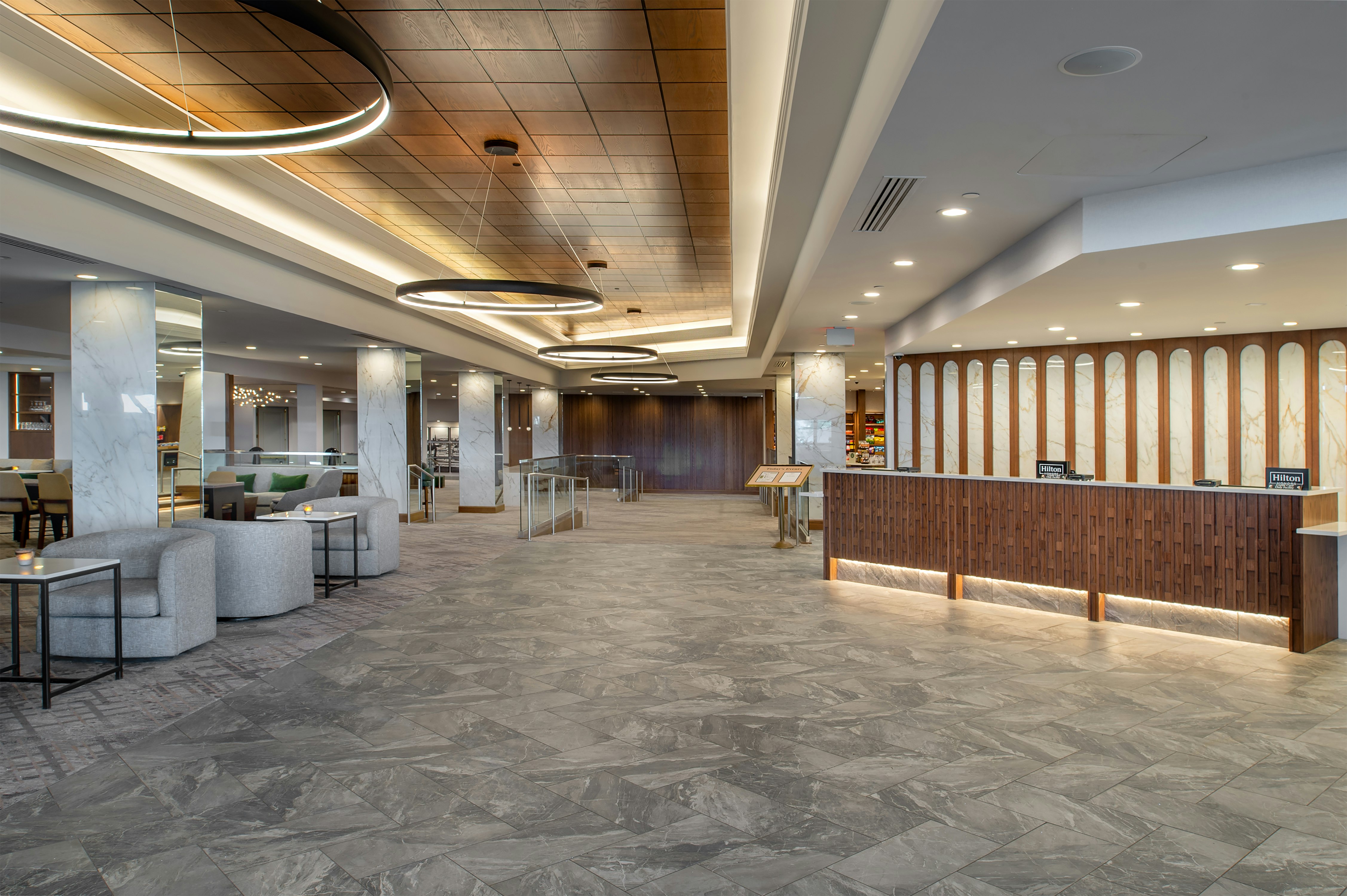 Lobby at Hilton St. Louis Airport, ST LOUIS - MO