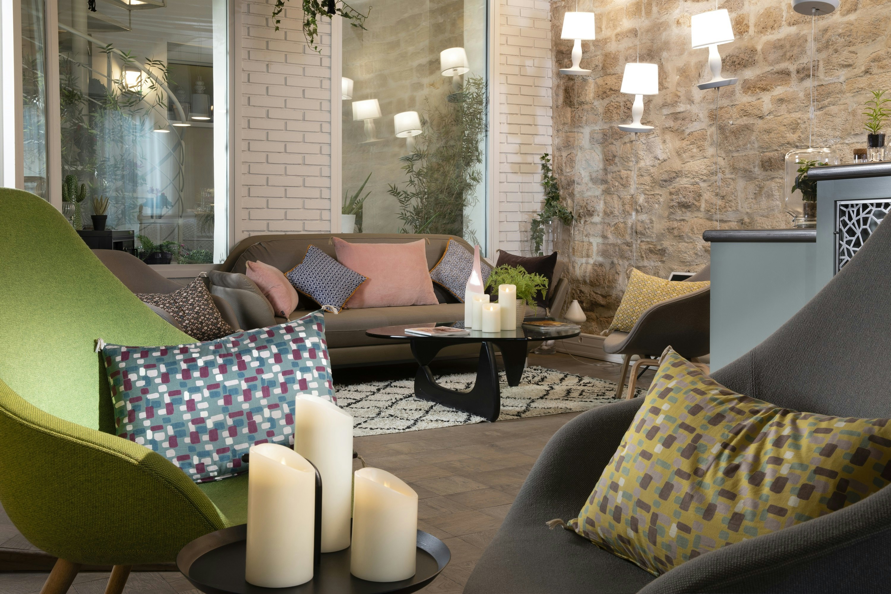 HOTEL MARAIS HOME(Formerly Ho Marais) 48/68