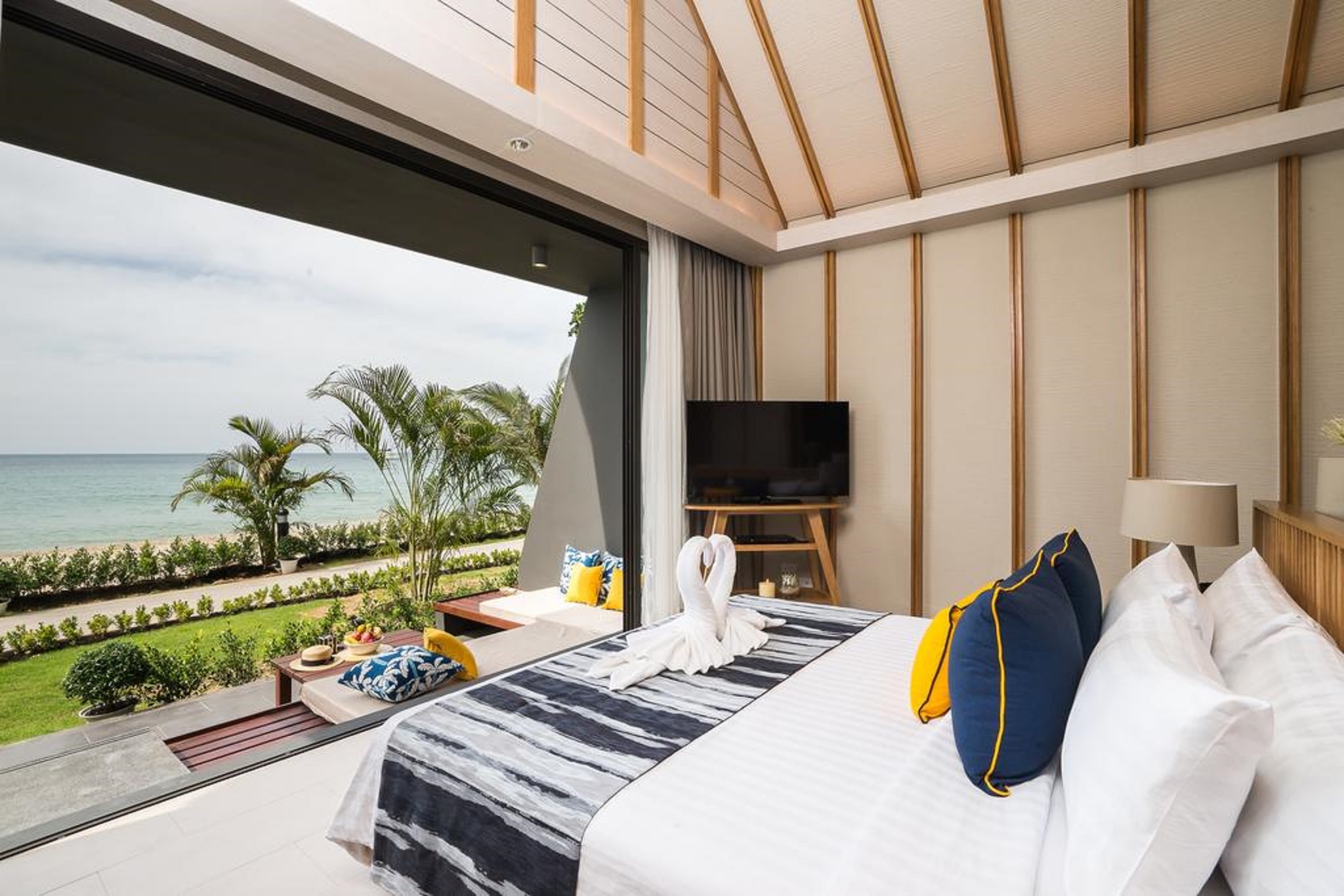 Villa, Beach Front