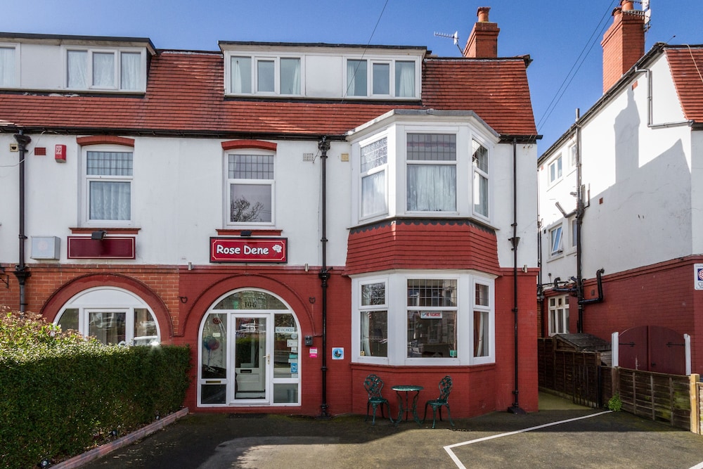 Rose Dene 1/44