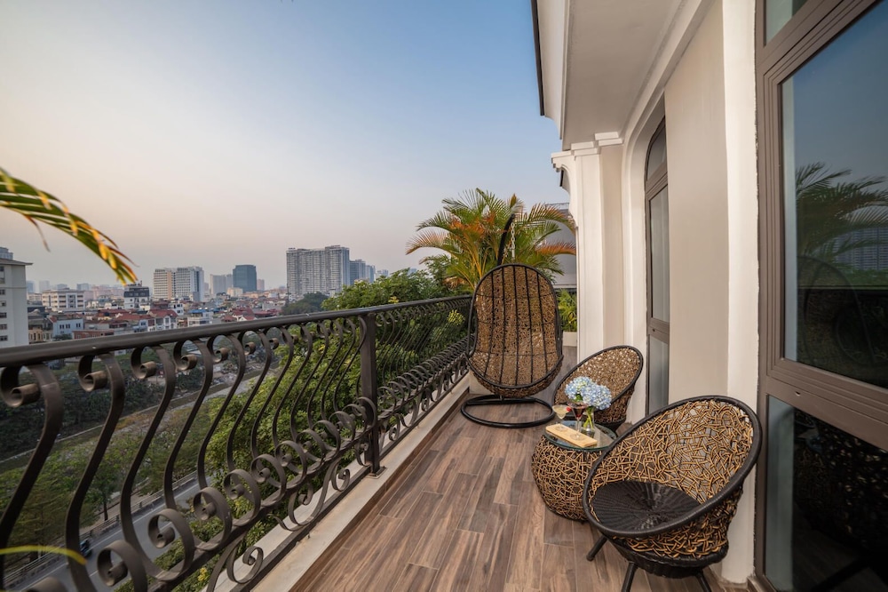 FTE Ba Dinh Hotel 25/48