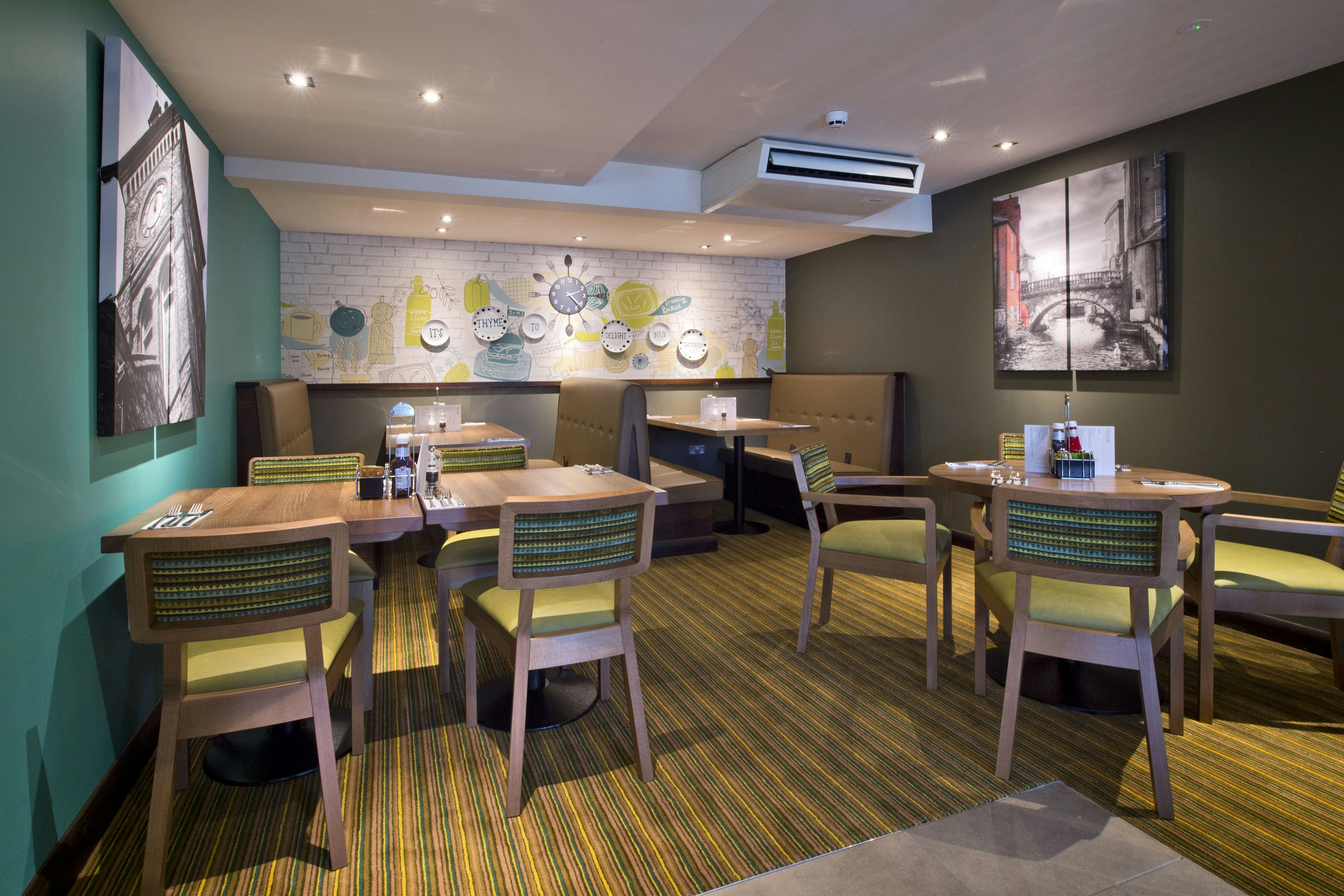 Premier Inn Newbury Town Centre South (A339) 14/27