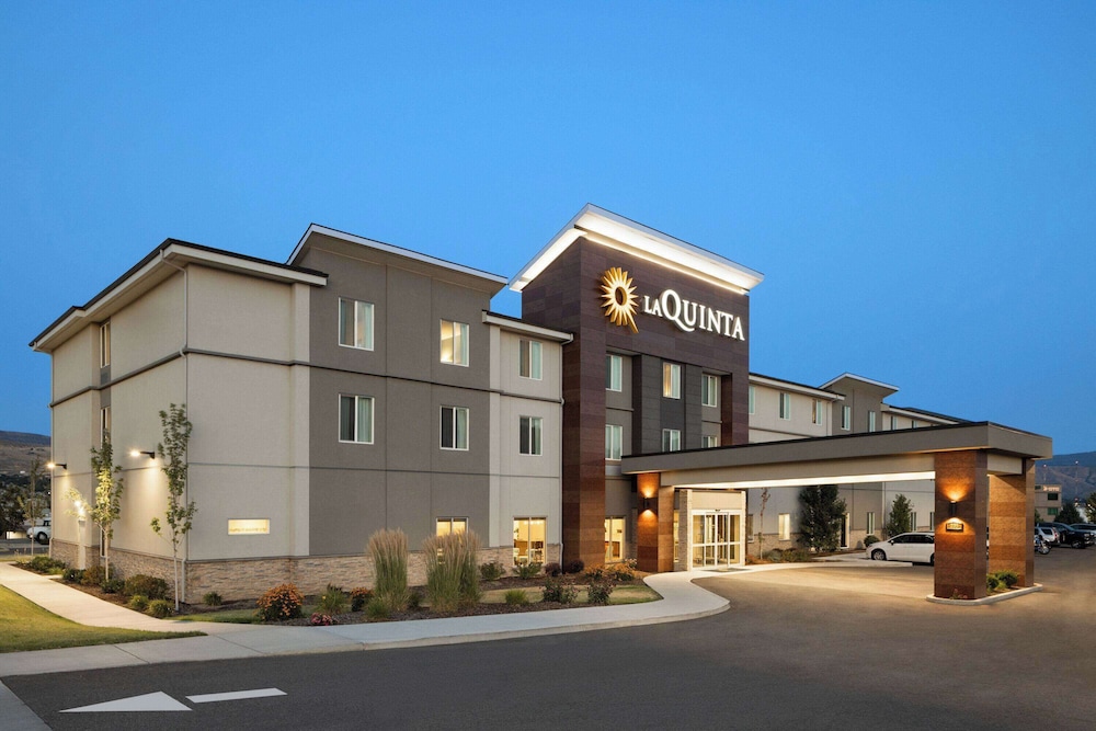 La Quinta Inn & Suites by Wyndham Wenatchee 2/34