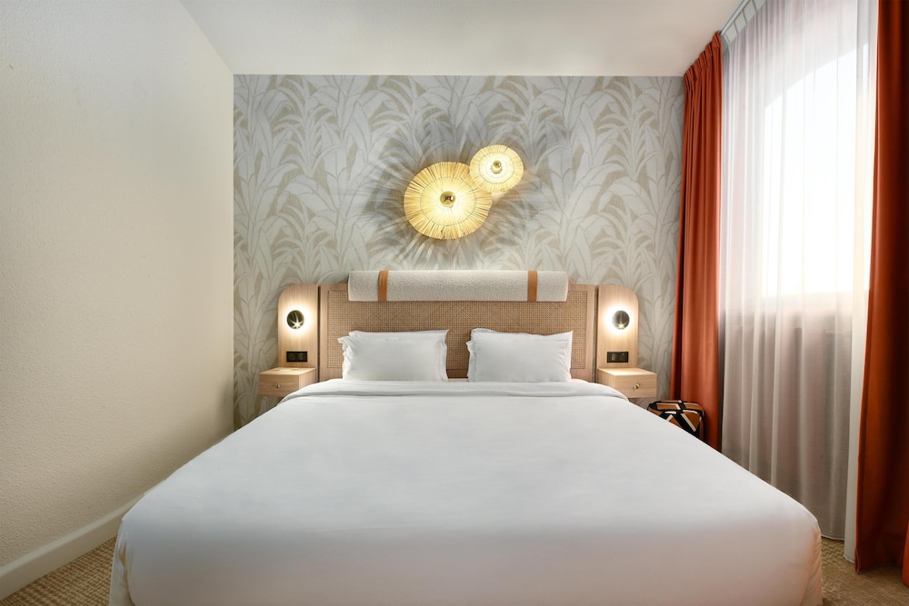 KYRIAD PRESTIGE CLERMONT FERRAND 19/76